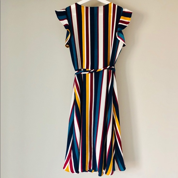 Multi-color wrap dress - Picture 2 of 4